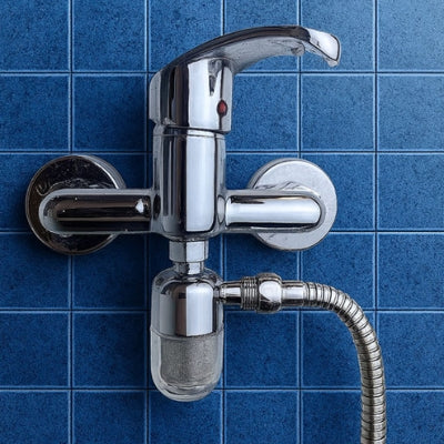 filtre eau robinet chromé salle de bain